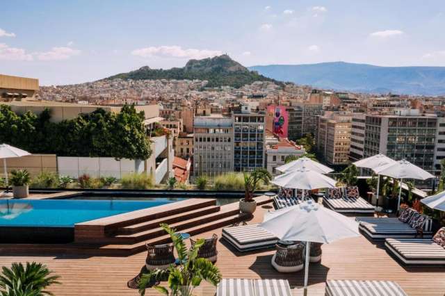 ATENA - 7 nopti cazare cu mic dejun + bilet avion Bucuresti + taxe aeroport + transfer = 722 euro/pers
