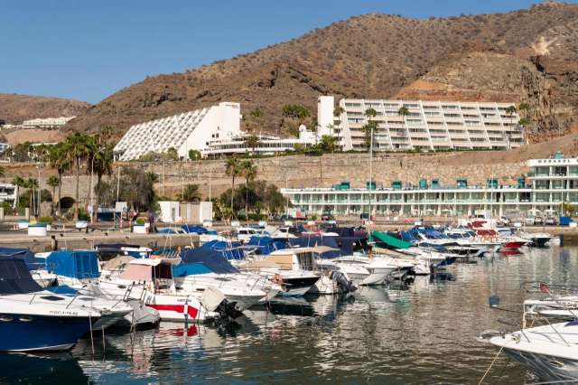 ULTRA LAST MINUTE INSULELE CANARE 4**** HOLIDAY CLUB ZBOR DIRECT DIN OTOPENI CU TAXE INCLUSE