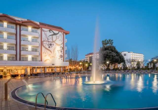Sejur la plaja in Costa Brava la doar 769 euro,avion din Bucuresti!!! ALEGRIA FLORIDA  4*