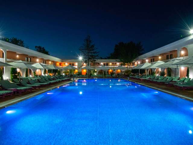 SUPER OFERTA HOTEL IBIS STYLES 4* VENUS, 5 NOPTI CAZARE ALL INCLUSIVE