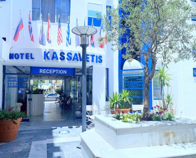 CRETA HOTEL KASSAVETIS CENTER - HOTEL STUDIOS &amp; APARTMENTS 2*MIC DEJUN AVION SI TAXE INCLUSE TARIF 352  EUR
