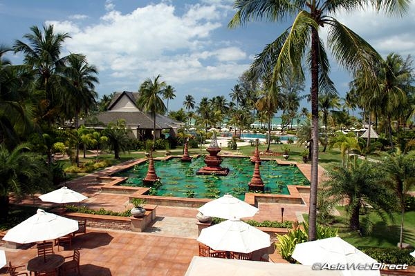 ULTRA LAST MINUTE! OFERTA THAILANDA - Le Meridien Khao Lak Resort &amp; Spa 5*, 9 NOPTI MIC DEJUN AVION- LA DOAR 1923 EURO