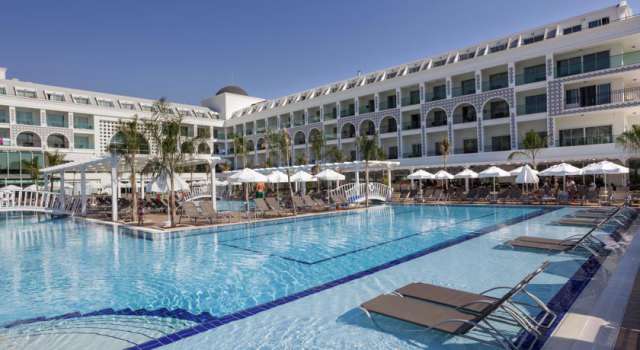 ANTALYA HOTEL   Karmir Resort &amp; Spa Hotel 5* UAI AVION SI TAXE INCLUSE TARIF 517 EUR