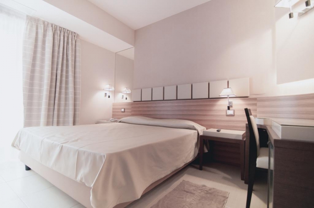 OFERTA EARLY BOOKING CALABRIA SPANIA CU PRET INCEPAND DE LA 385 EURO/PERSOANA