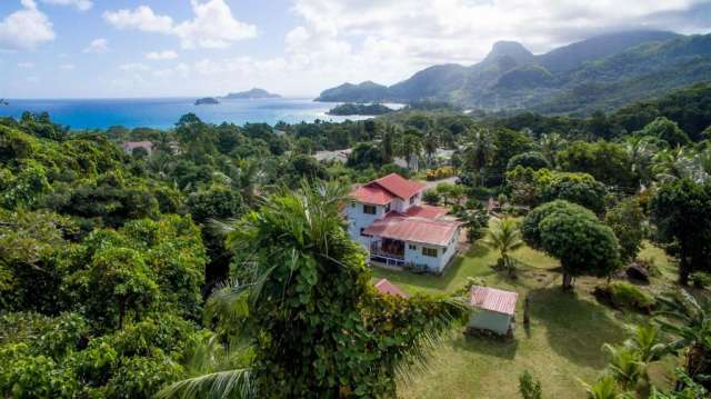 Oferta Combi Seychelles: Mahe = La Digue (OR)