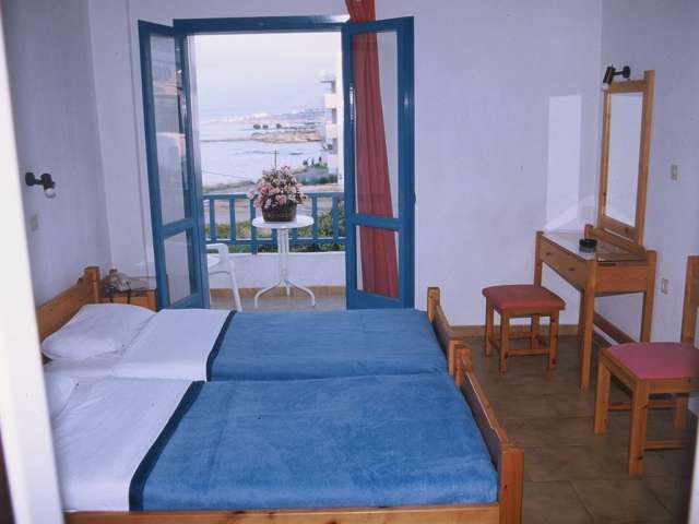 24 iulie Ultimele locuri Grecia, Creta din Bucuresti Hotel Friday 2* - 371 euro/pers  Nota 8 totul inclus 