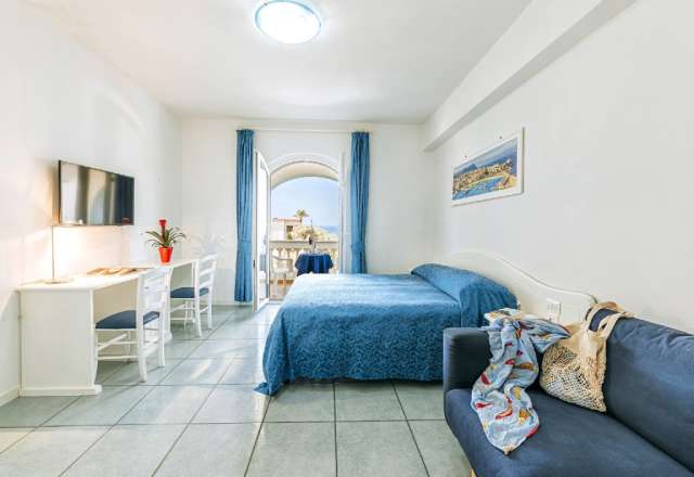 OFERTA EARLY BOOKING ITALIA-ISCHIA CU PRET DE LA 680 EURO/PERSOANA