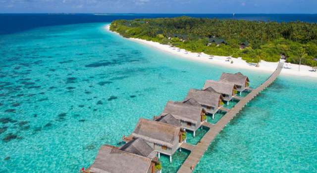  LUX PE PLAJA IN MALDIVE LA 5***** DE REVELION FURAVERI  ISLAND RESORT  PENSIUNE COMPLETA  ZBOR DIN OTOPENI CU TAXE INCLUSE