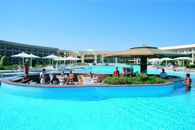  Royal Azur