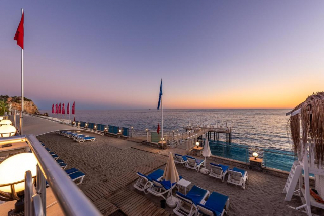 EARLY BOOKING TURCIA ANTALYA, PERIOADA 20.07-27.07.2024, PLECARE DIN BRASOV, HOTEL WHITE CITY BEACH - ADULT ONLY (+16) 4*, 730 EURO/PERS CU ALL INCLUSIVE