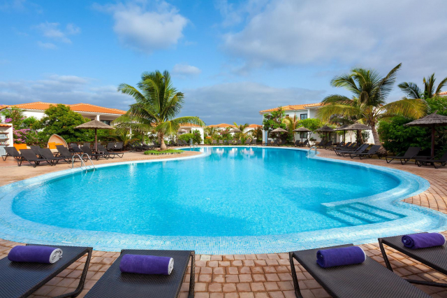 SUPER ESCADAPADA IN CAPE VERDE LANTURILE MELIA TORTUA BEACH RESORT 5* ALL INCLUSIVE 1806 EURO/PERS