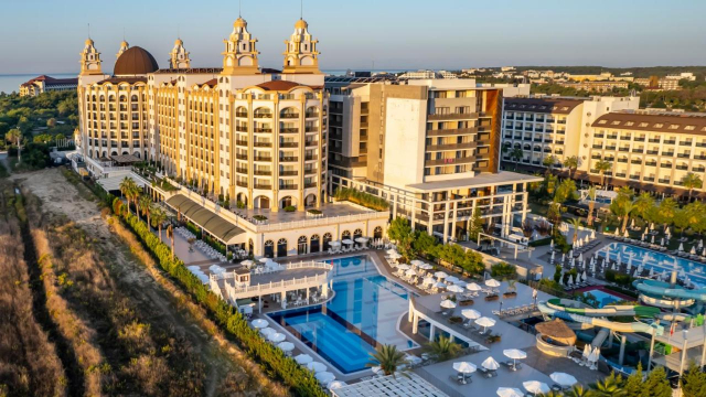 ANTALYA, AVION DIN TARGU-MURES, HOTEL JADORE DELUXE 5*, LA TARIFUL DE LA 727 EURO/PERSOANA, ULTRA ALL INCLUSIVE!