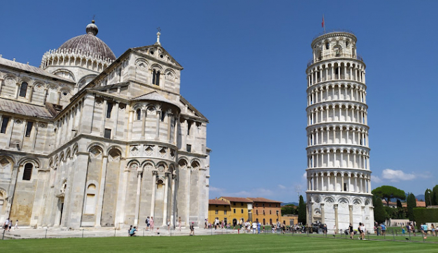 TOSCANA, INIMA ITALIEI,  SENIOR VOYAGE, AVION DIN BUCURESTI, LA HOTEL DE 4*, LA TARIFUL DE 690 EURO/PERSOANA, DEMIPENSIUNE!