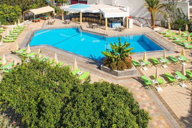 441 EURO - Last Minute Grecia - Insula Creta Hotel Malia Holidays