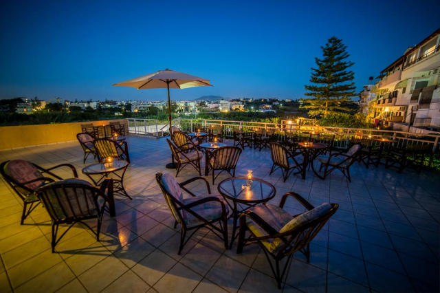 444 EURO - Last Minute Grecia - Insula Creta Hotel Roxani