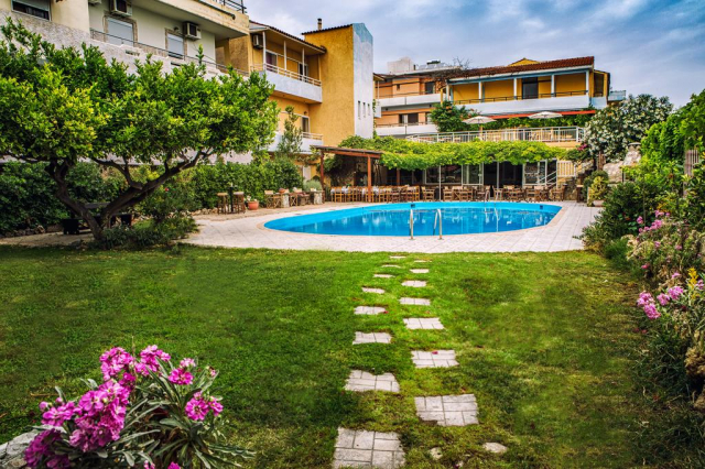 444 EURO - Last Minute Grecia - Insula Creta Hotel Roxani