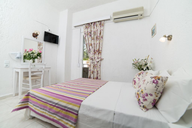 444 EURO - Last Minute Grecia - Insula Creta Hotel Roxani