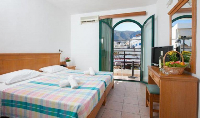 490 EURO - Last Minute Grecia - Insula Creta Hotel Pela Maria