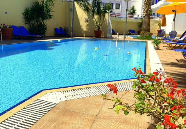 13.07 avion Bucuresti, Grecia Heraklion, Kassavetis Center - Hotel Studios and Apartments 469 EURO, 7 nopti, Fara masa