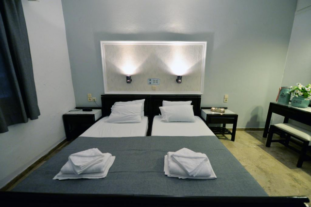 13.07 avion Bucuresti, Grecia Kokkini Hani, Anna Apartments 429 EURO, 7 nopti, Fara masa