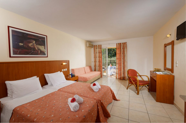 13.07 avion Bucuresti, Grecia Chersonissos, Agrabella Hotel 489 EURO, 7 nopti, Mic dejun inclus