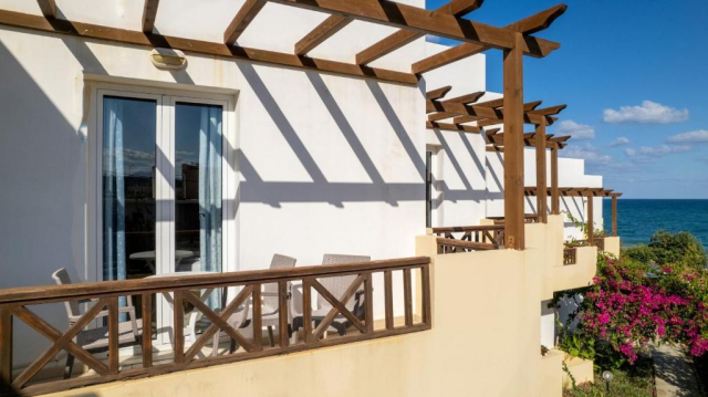 13.07 avion Bucuresti, Grecia Rethymnon, Dedalos Beach 559 EURO, 7 nopti, Demipensiune inclusa