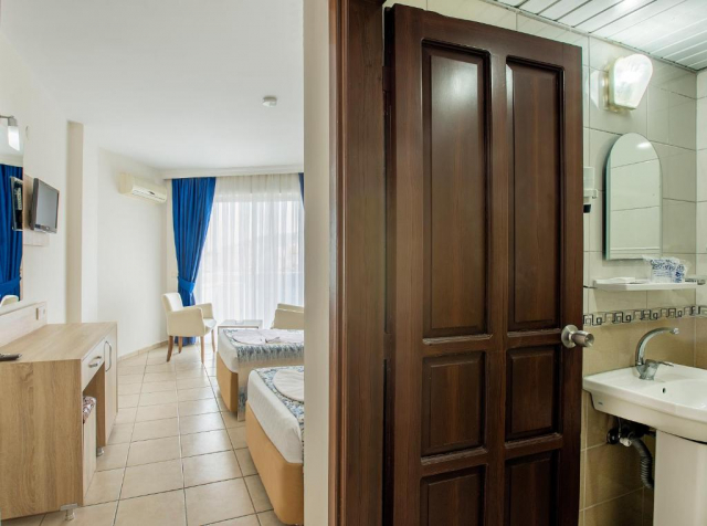 13.07 avion Bucuresti, Turcia Alanya, Kleopatra Arsi Hotel 489 EURO, 7 nopti, All inclusive