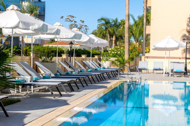 22.07 avion Craiova, Cipru Limassol, Kapetanios Limassol Hotel 489 EURO, 7 nopti, Mic dejun inclus