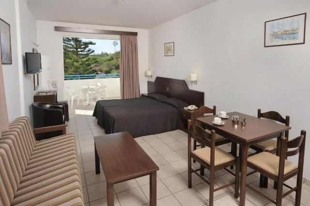22.07 avion Craiova, Cipru Ayia Napa, Petrosana Hotel Apartments 489 EURO, 7 nopti, Fara masa
