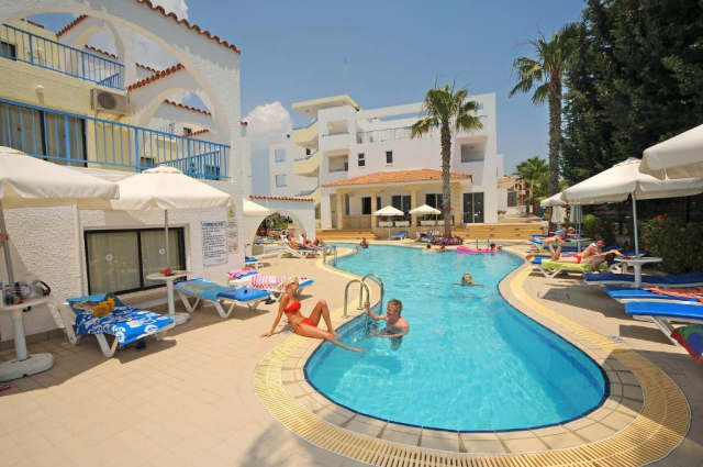 22.07 avion Craiova, Cipru Ayia Napa, Petrosana Hotel Apartments 489 EURO, 7 nopti, Fara masa