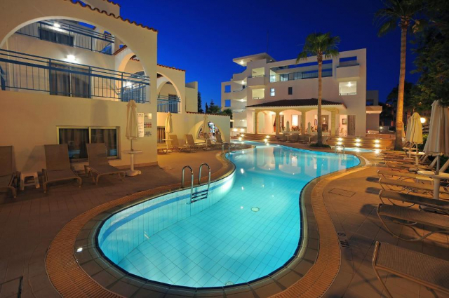 22.07 avion Craiova, Cipru Ayia Napa, Petrosana Hotel Apartments 489 EURO, 7 nopti, Fara masa