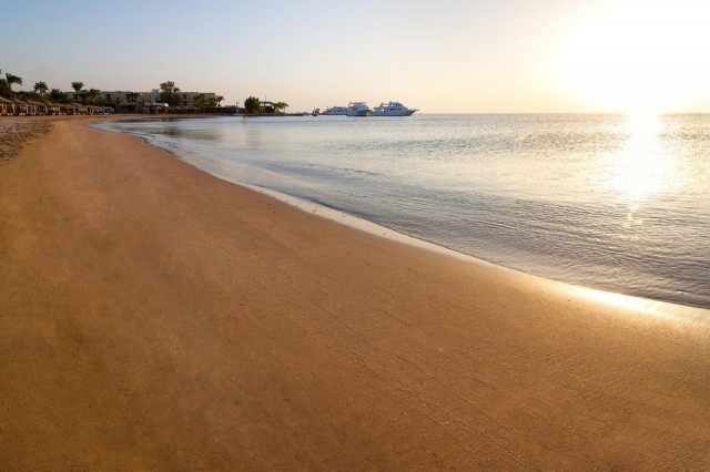 04.07 avion Bucuresti, Egipt Safaga, Paradise Abu Soma Resort (Ex Balina Paradise Abu Soma Resort) 399 EURO, 7 nopti, All inclusive
