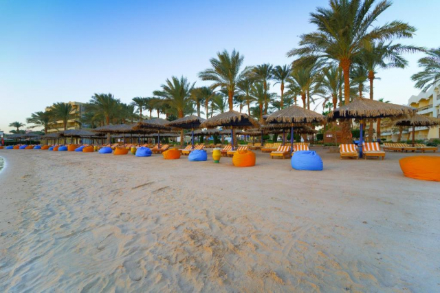 04.07 avion Bucuresti, Egipt Hurghada City, ZYA Regina Resort and Aqua Park 409 EURO, 7 nopti, All inclusive