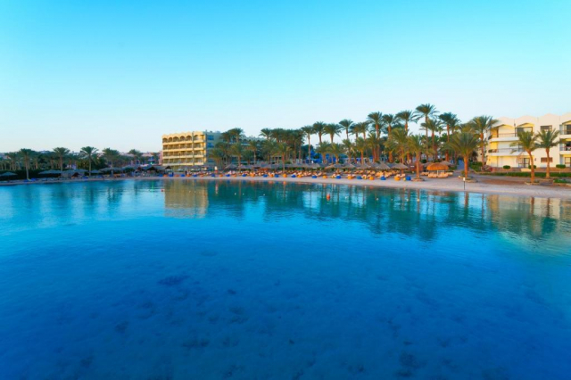 04.07 avion Bucuresti, Egipt Hurghada City, ZYA Regina Resort and Aqua Park 409 EURO, 7 nopti, All inclusive