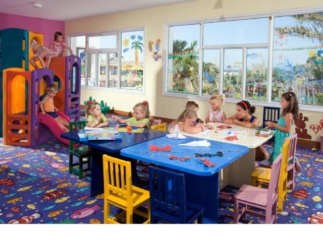 04.07 avion Bucuresti, Egipt Hurghada City, Aladdin Beach Resort 539 EURO, 7 nopti, All inclusive