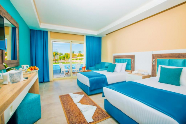 04.07 avion Bucuresti, Egipt Hurghada City, Titanic Beach 599 EURO, 7 nopti, Ultra all inclusive