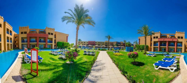04.07 avion Bucuresti, Egipt Hurghada City, Titanic Beach 599 EURO, 7 nopti, Ultra all inclusive