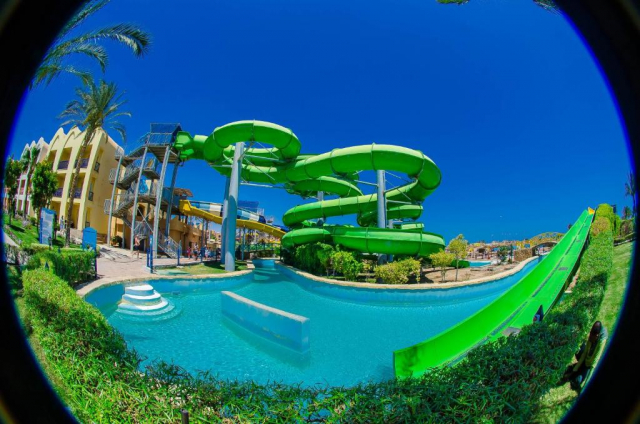 04.07 avion Bucuresti, Egipt Hurghada City, Titanic Beach 599 EURO, 7 nopti, Ultra all inclusive