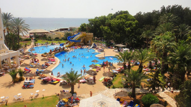26.07 avion Bucuresti, Tunisia Sousse, Marhaba Royal Salem 869 EURO, 7 nopti, All inclusive
