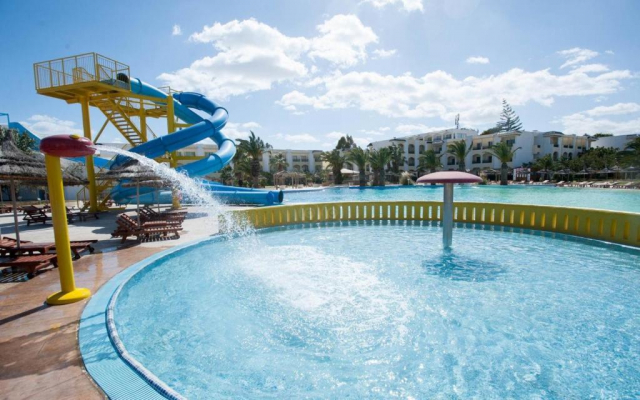 19.07 Avion Bucuresti, Tunisia Sousse, Soviva Resort - Familes Only 629 EURO, 7 nopti, All inclusive