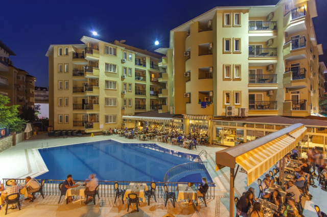 18.07 avion Bucuresti, Turcia Alanya, Kleopatra Royal Palm Hotel 547 EURO, 7 nopti, All inclusive
