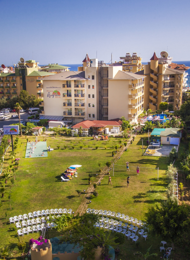 18.07 avion Bucuresti, Turcia Alanya, Kleopatra Royal Palm Hotel 547 EURO, 7 nopti, All inclusive
