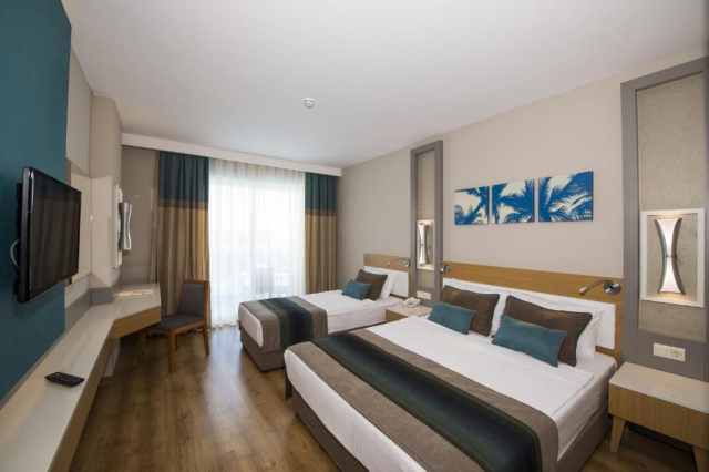 09.07 avion Bucuresti, Turcia Side, Palm World Side Resort & SPA 528 EURO, 7 nopti, All inclusive
