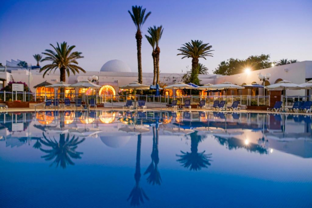 15.07 avion Sibiu, Tunisia Monastir, Shems Holiday Village & Aquapark 449 EURO, 7 nopti, Fara masa