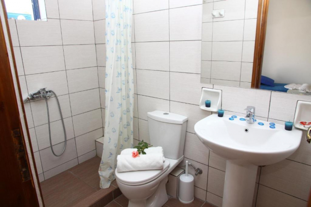 20.07 avion Bucuresti, Grecia Heraklion, Poseidon hotel Amoudara 489 EURO, 7 nopti, Mic dejun inclus