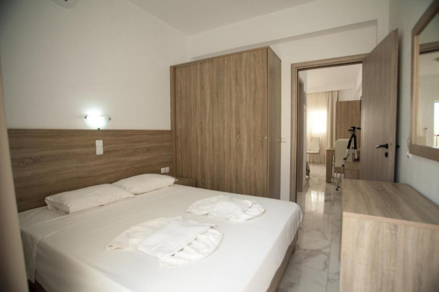 21.07 avion Bucuresti, Grecia Analipsi, Anthoula Village-Analipsi 596 EURO, 7 nopti, Demipensiune inclusa