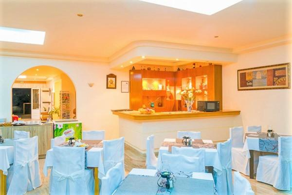 21.07 avion Bucuresti, Grecia Analipsi, Anthoula Village-Analipsi 596 EURO, 7 nopti, Demipensiune inclusa