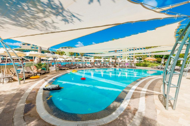 05.09 avion Bucuresti, Turcia Side, VONRESORT Golden Coast & Aqua - Kids Concept 998 EURO, 7 nopti, Ultra all inclusive