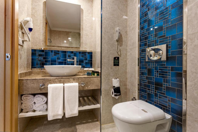 05.09 avion Bucuresti, Turcia Kemer, Karmir Resort & Spa Hotel 851 EURO, 7 nopti, Ultra all inclusive