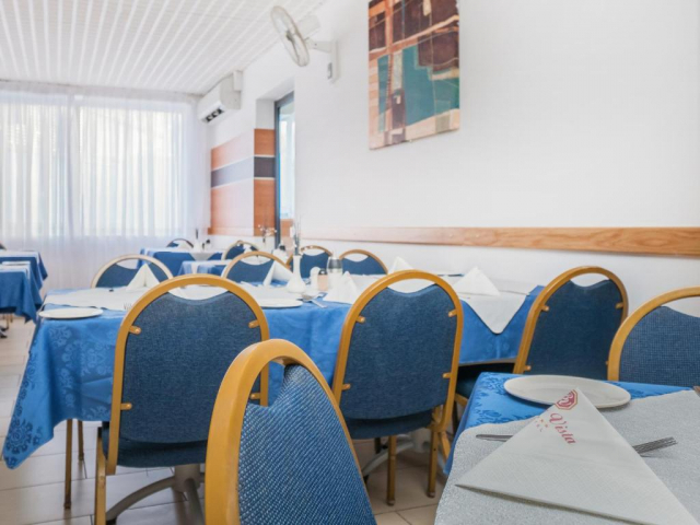 05.09 avion Bucuresti, Malta St. Paul's Bay, Qawra Point Holiday Complex 547 EURO, 7 nopti, Fara masa